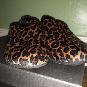 B.O.C Slip On Suree Shoe Size 9 Leopard Print